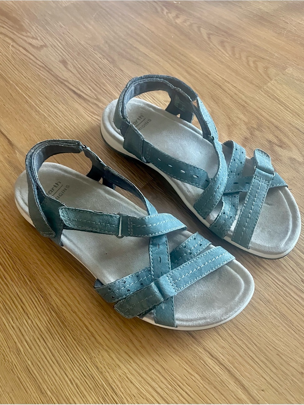 Earth Origins leather Sammie blue gray leather strappy sandals shoes womens 10 M